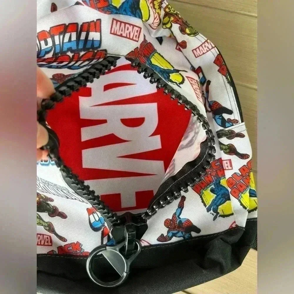 MARVEL Super Heroes Mini Backpack.